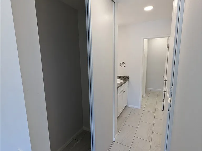 5460 White Oak Ave #G222 — Photo 9