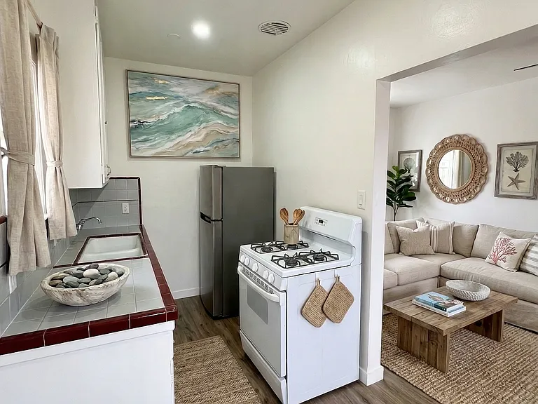 4101 E Ocean Blvd #3 — Photo 2