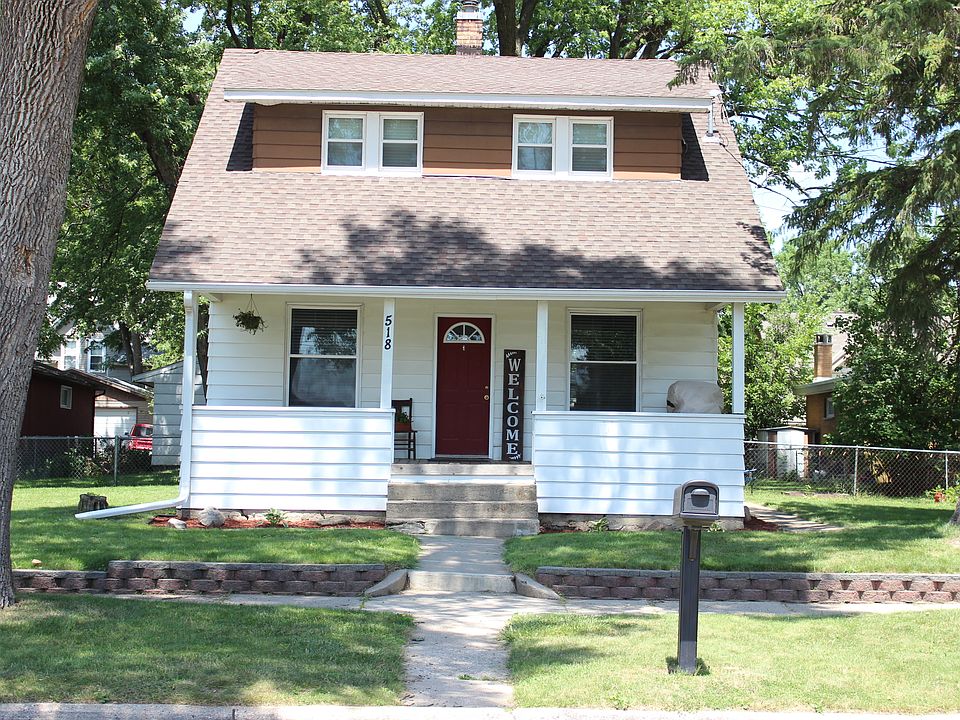 1st image of 518 9th St SE