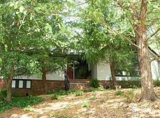 1580 Oakfield Ln, Roswell, GA 30075