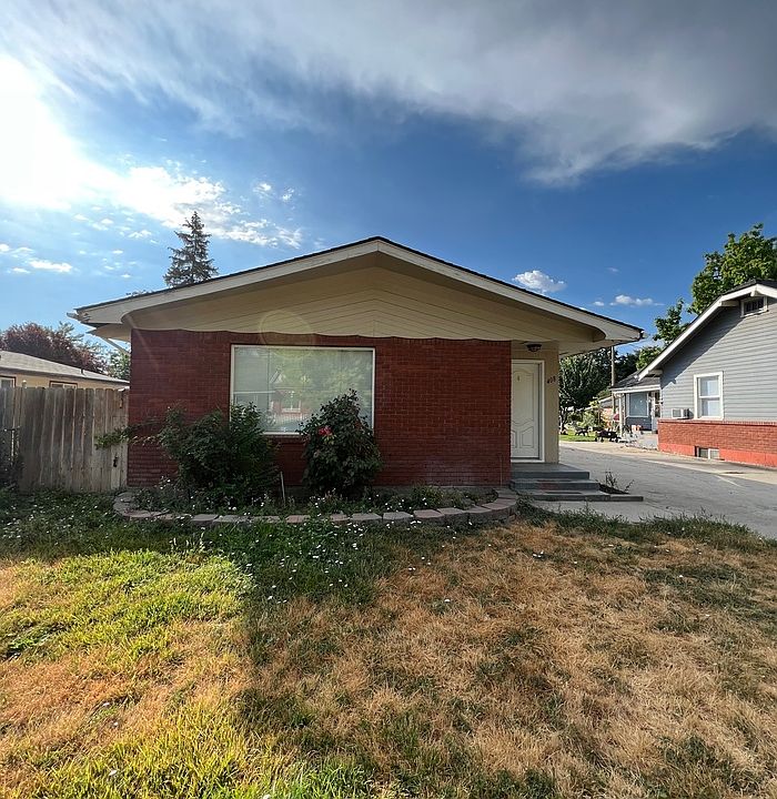 1st image of 408 15th Ave S
