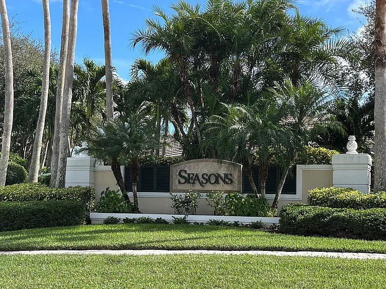9190 Spring Time Dr — Photo 1