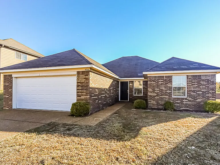 4216 Blake Cir — Photo 1