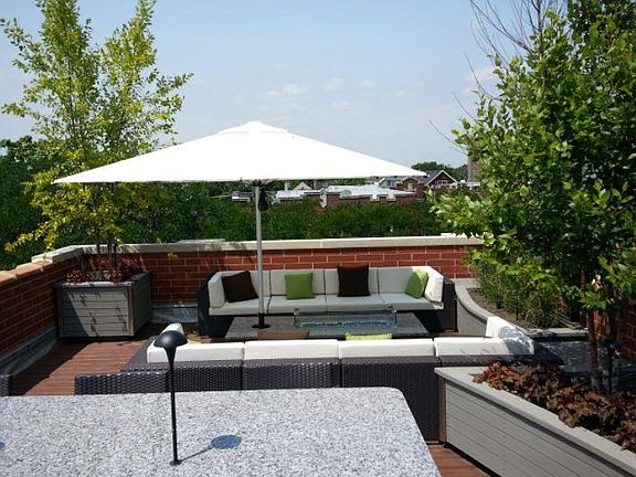 2nd image of 3247 N Clifton Ave #3