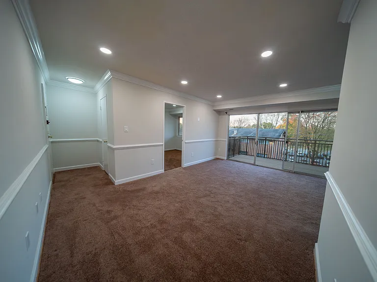 7328 Lee Hwy #203 — Photo 15