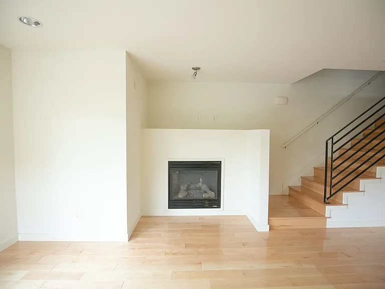 2905 NW 85th St — Photo 3