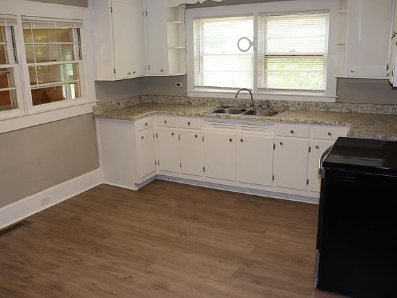 4th image of 4 Langston St #4