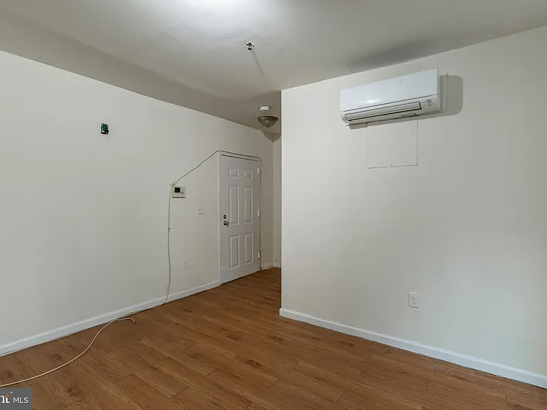 1501 W Allegheny Ave #204 — Photo 4