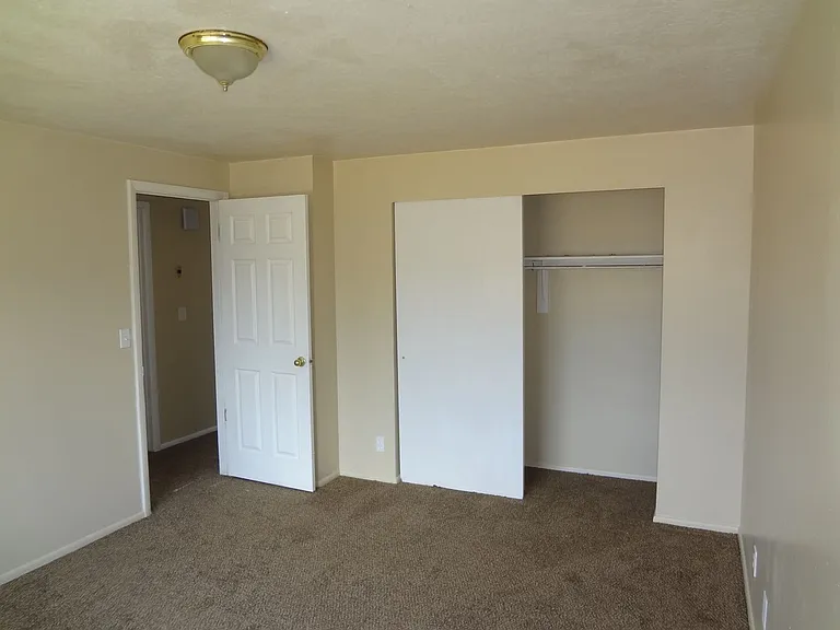 4642 S Arlington Park Dr — Photo 14