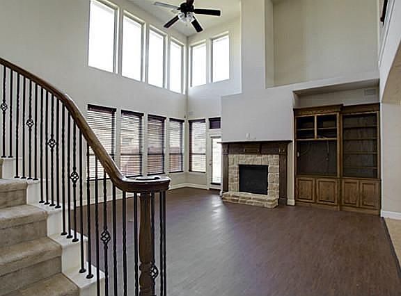 5th image of 3036 England Pkwy