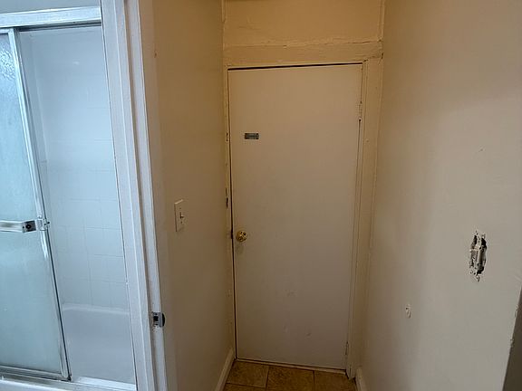 3rd image of 6310 Polk St Floor 1