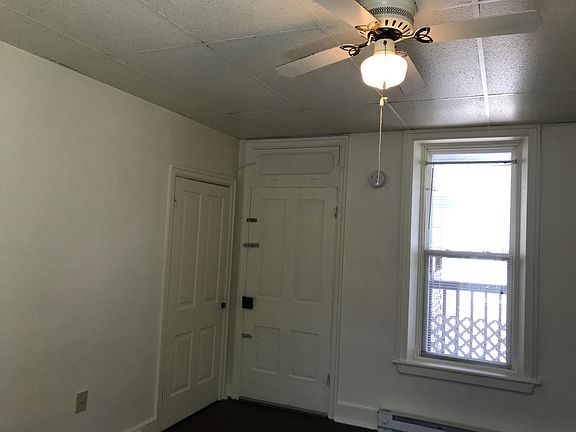 5th image of 33 S Penn St #2