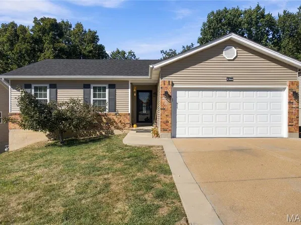 1364 Apple Hollow Dr, Arnold, MO 63010