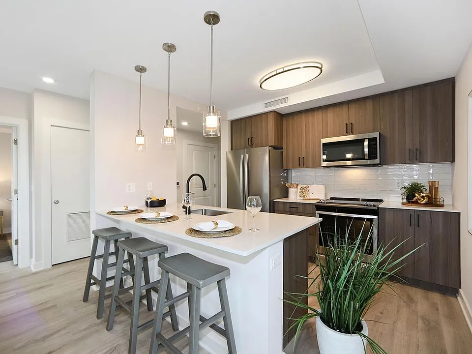 Madrona Apartments