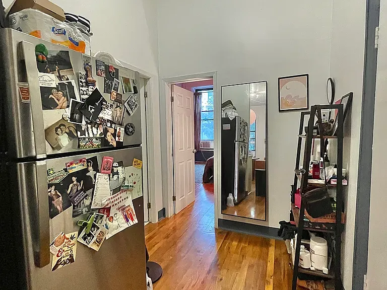 628 Willoughby Ave #2 — Photo 20