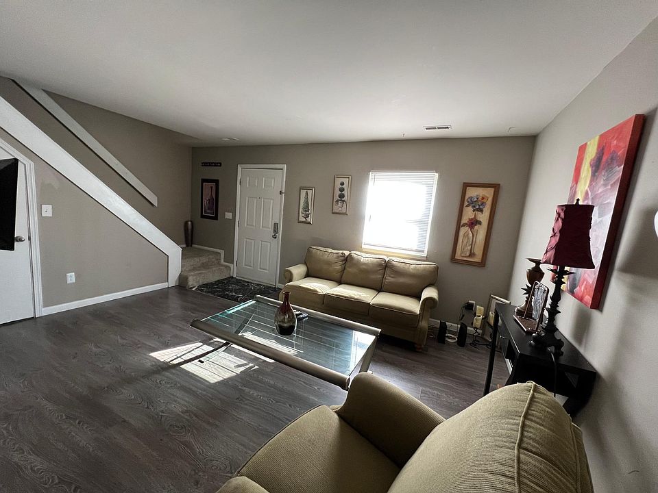 569 Lathrop St APT A, Columbus, OH 43206 Zillow