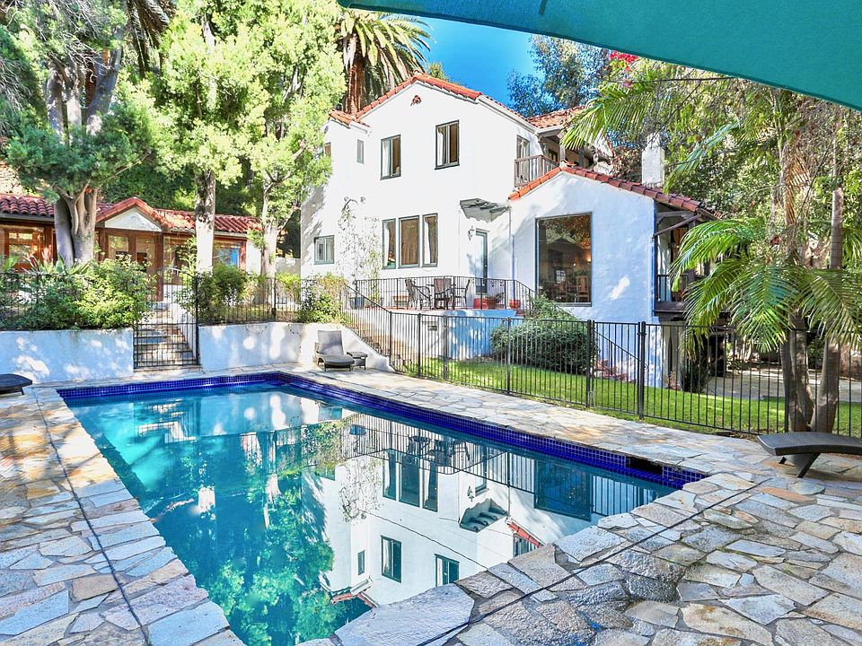 1st image of 8635 Wonderland Ave