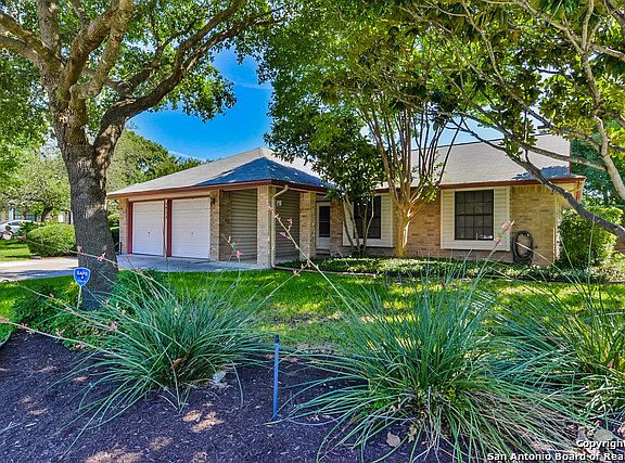 3rd image of 1911 Nectarine Dr