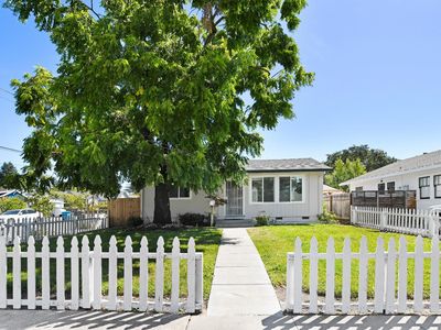 600 Brown Street, Santa Rosa, CA, 95404