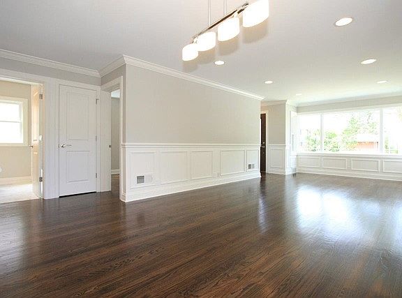 4th image of 4587 N Melvina Ave