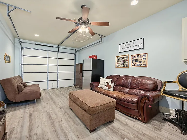 1009 Lauder Dr — Photo 10