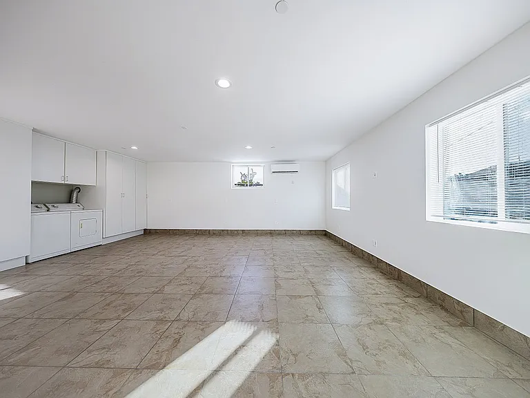2954 Hermosa Ave #A — Photo 7
