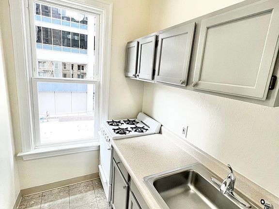 3rd image of 55 Polk St APT 301