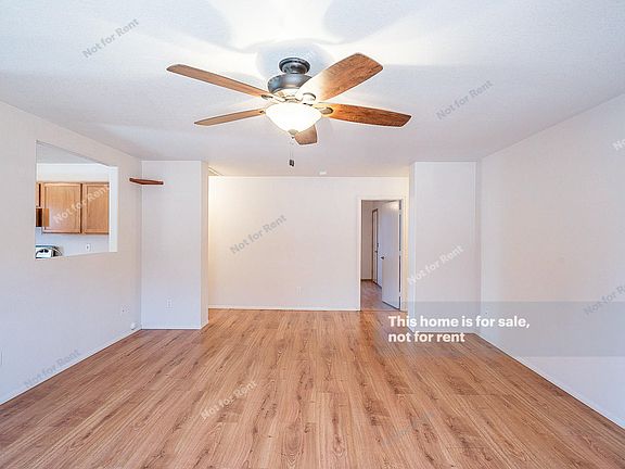 3rd image of 225 S Valle Verde