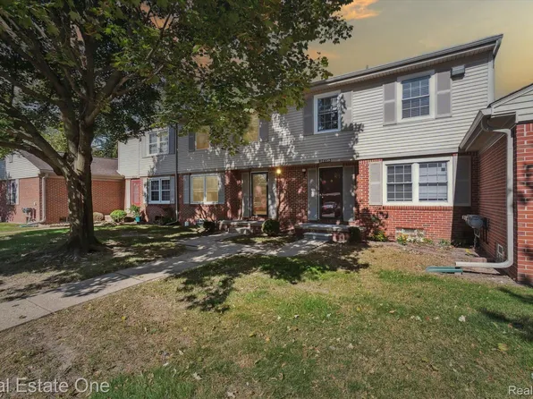 24762 Bashian Dr, Novi, MI 48375