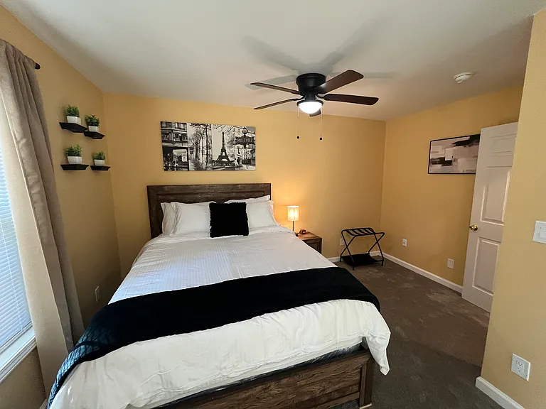 1864 Markone St NW #A & B — Photo 9