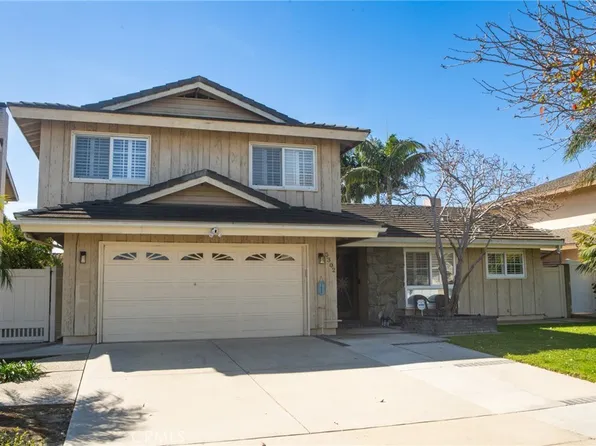 5302 Glenroy Dr, Huntington Beach, CA 92649