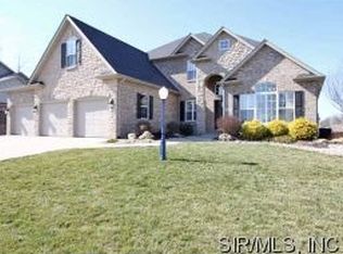 3359 Garvey Ln, Edwardsville, IL 62025