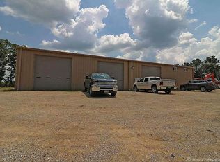 9882 Berry Rd, Bonne Terre, MO 63628