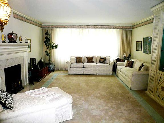 3rd image of 5025 5th Ave E #1