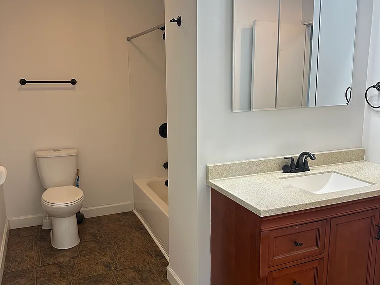 1615 McGuire Ct — Photo 18