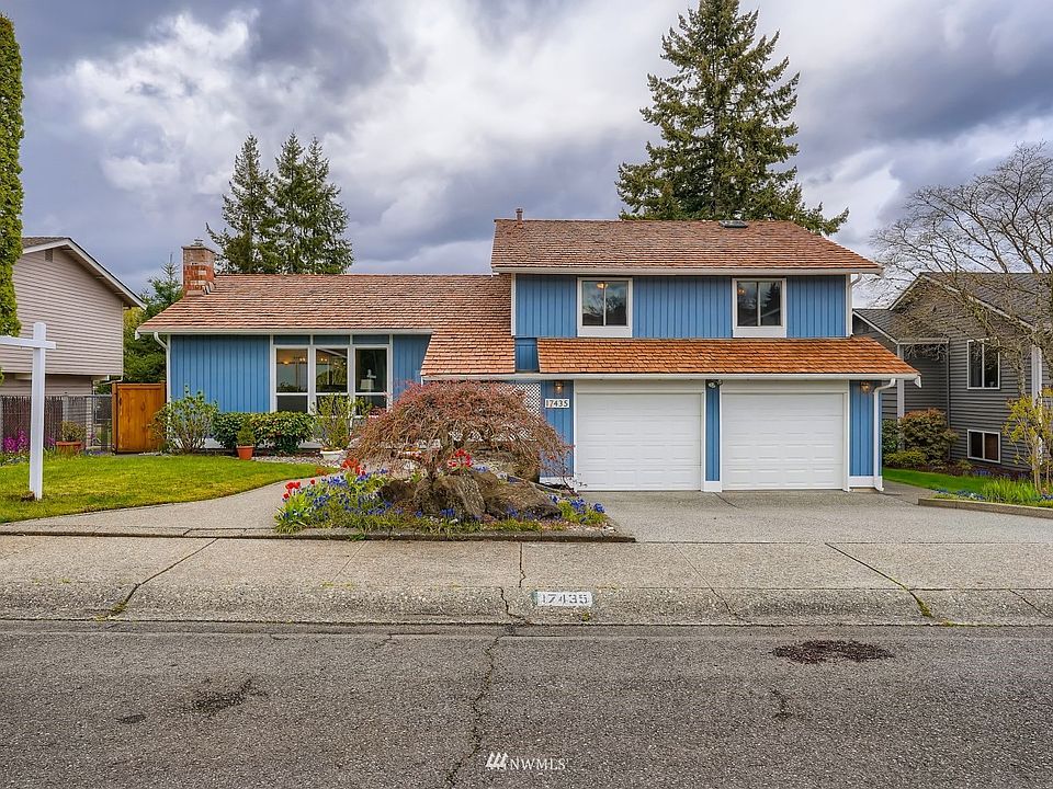 Clean fresh and great curb appeal!