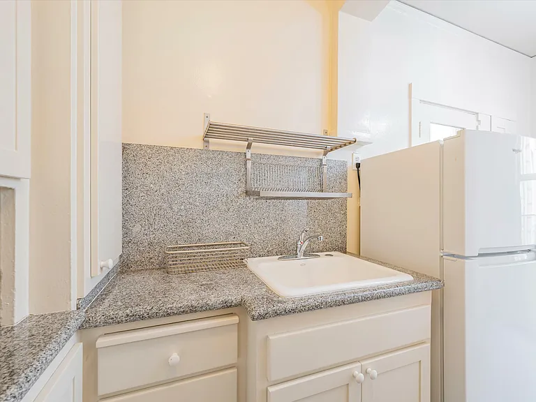 3350 Octavia St #1 — Photo 15