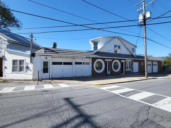 224 Port Clinton Ave, Hamburg, PA 19526