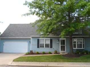 19252 Wheelers Ln #142, Strongsville, OH 44149