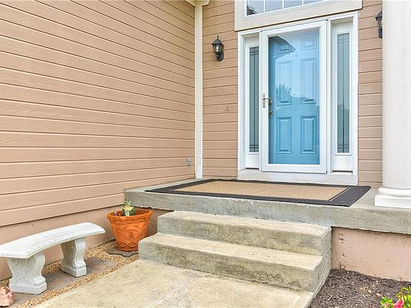 2nd image of 3704 NW Chapman Ct