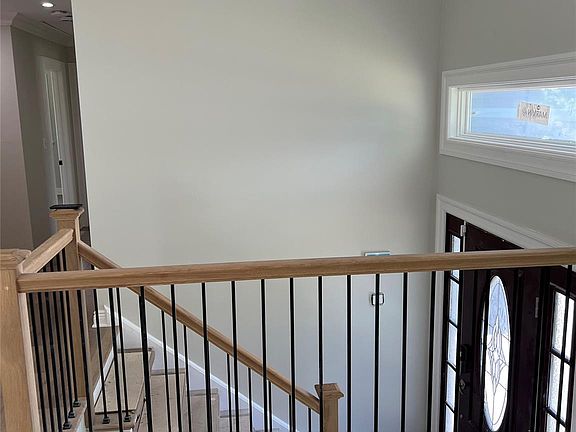 3rd image of 4 Glen Ct