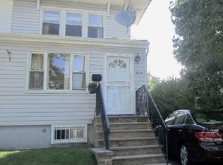 4219 248th St, Flushing, NY 11363