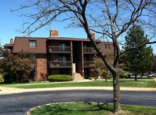 2007 45th St UNIT 206, Highland, IN 46322