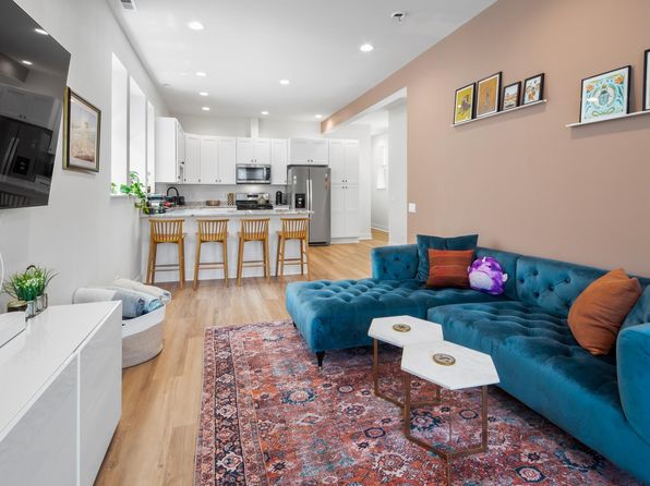 824 N Maplewood Ave #2