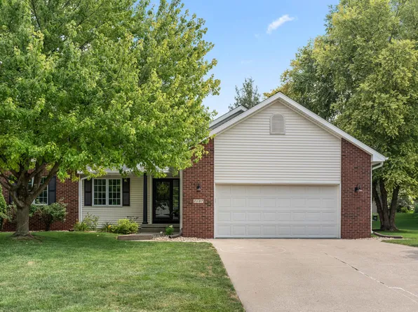 2597 NW 162nd St, Clive, IA 50325