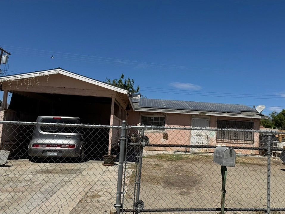 1st image of 52425 Las Palmas St