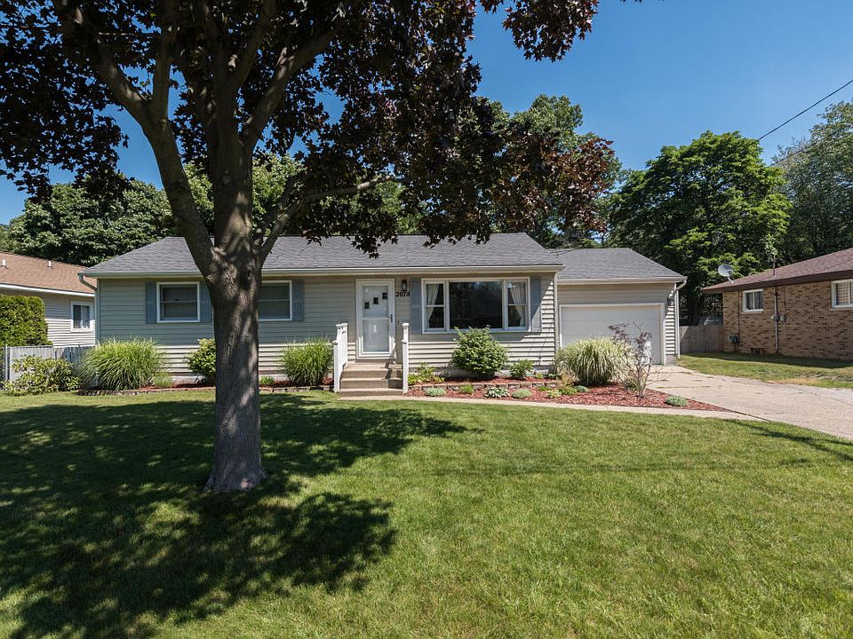 1st image of 2078 Lawnel Ave