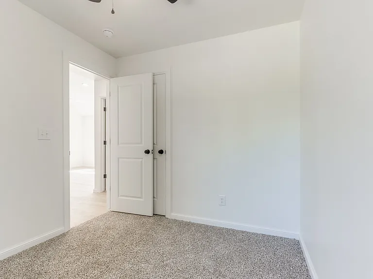 118 S Cook Ave — Photo 27
