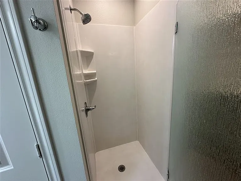 8406 Cambridge Rd — Photo 14