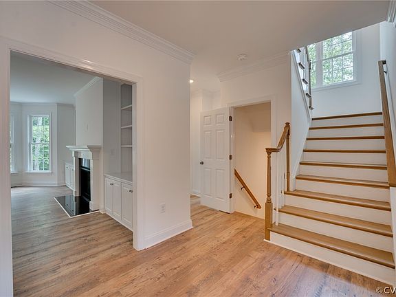 3rd image of 12330 Hawksgate Landing Court Gln